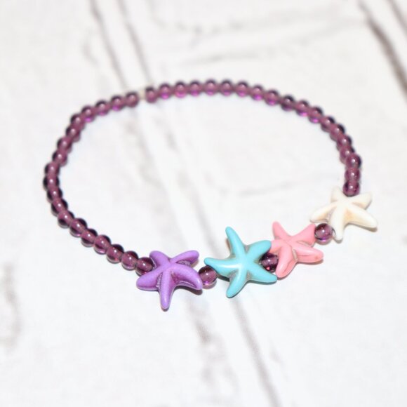 💜🌊 Purple Glass Bracelet w/ Pastel Starfish · 7" 🌊💜 - Picture 4 of 4